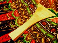 ���i�΂��j