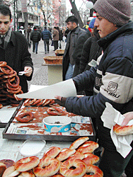 �K�X�}�X�N�̔z�z