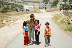 �q������